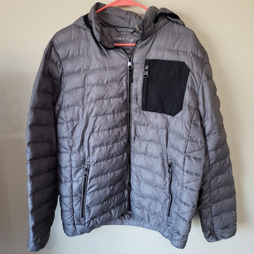 Calvin Klein Men's Silver Puffer Jacket Black Patch Pocket